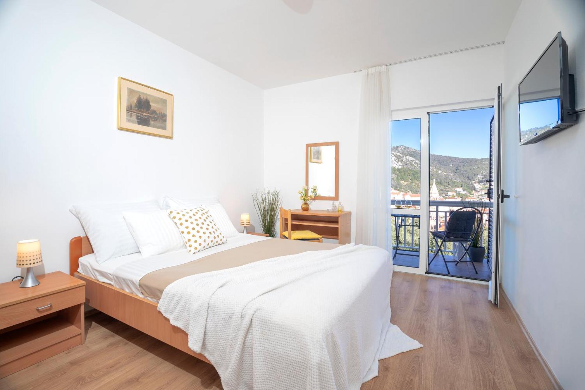 Longin - Zf Hvar *
