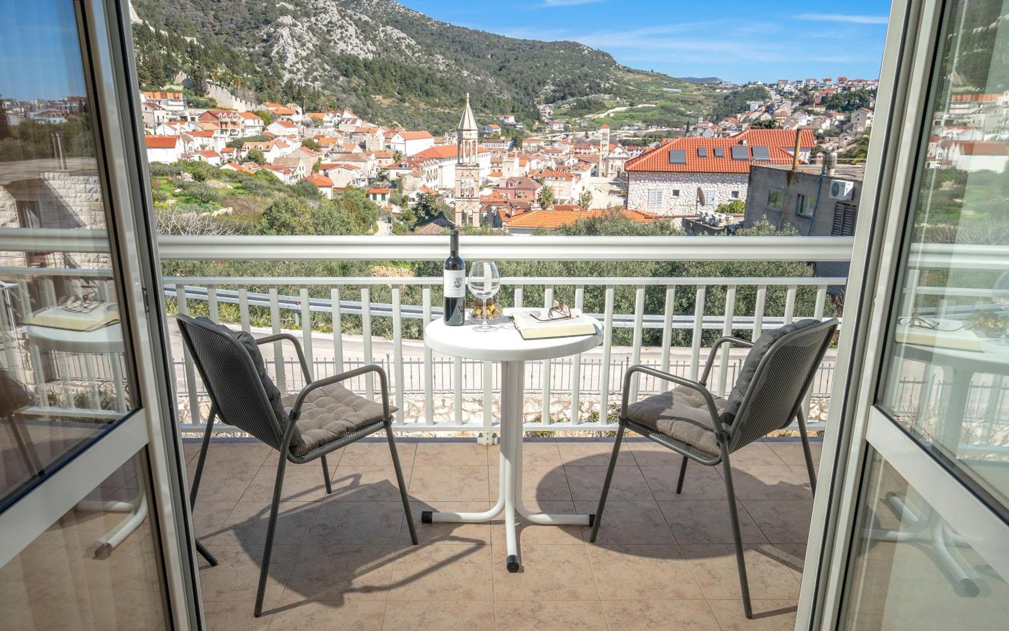 Longin - Zf Hvar